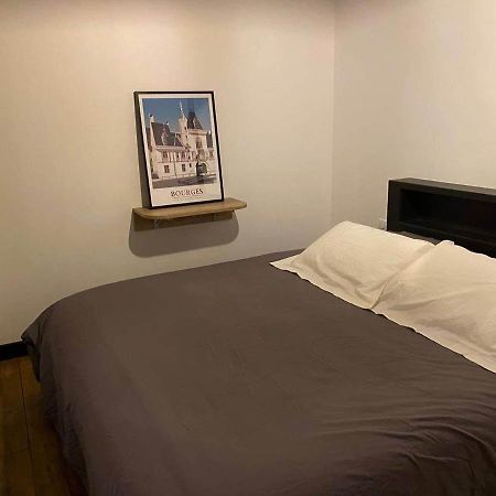 Apartament Capucine Bourges Zewnętrze zdjęcie